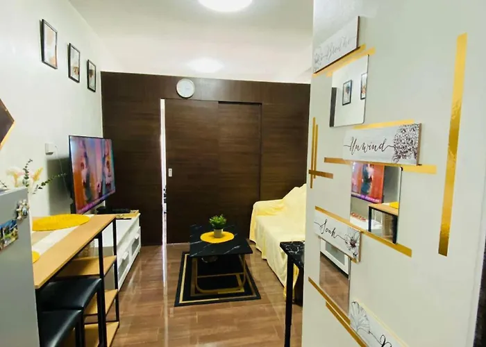 Stylish In Makati With Stunning Views